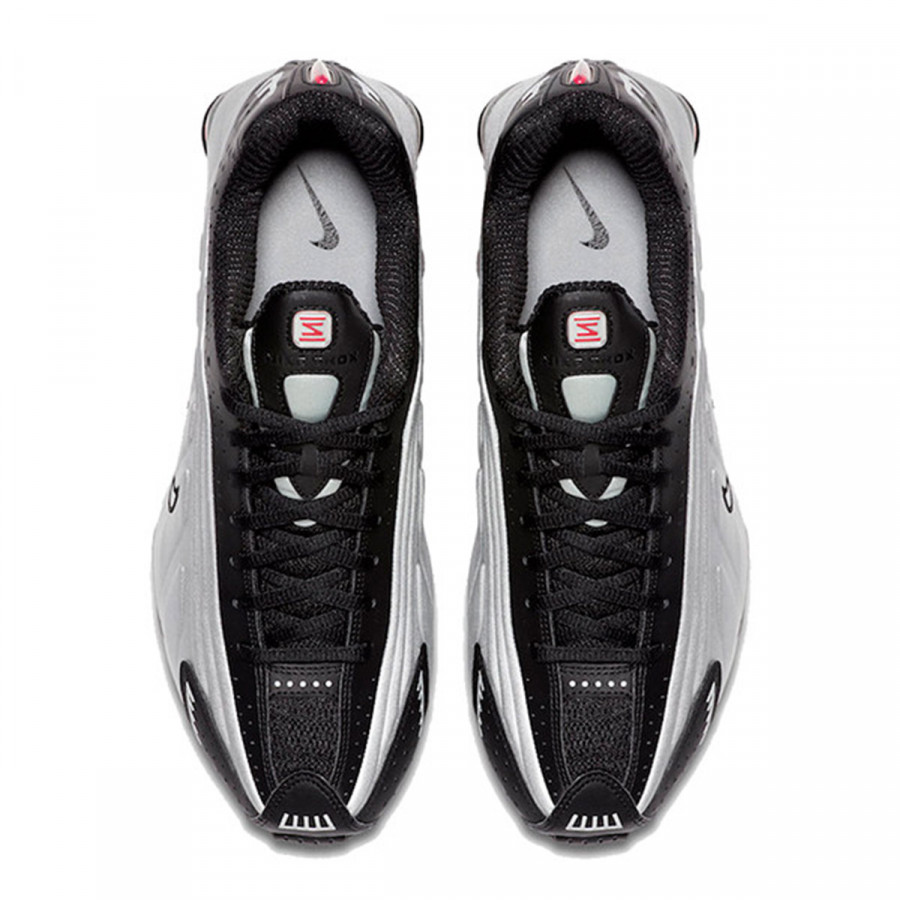NIKE NIKE SHOX R4 