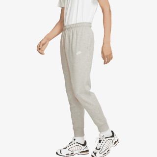 NIKE Sportswear Club