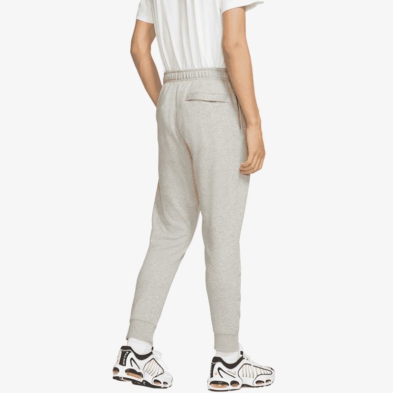 NIKE Sportswear Club