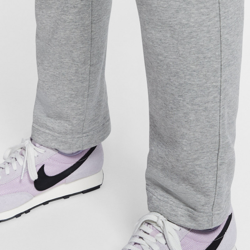 NIKE Sportswear Club 