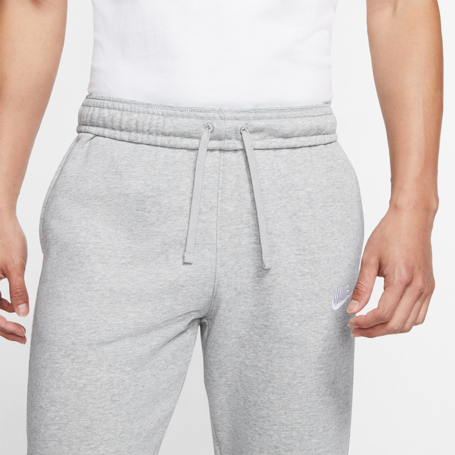 NIKE Sportswear Club 