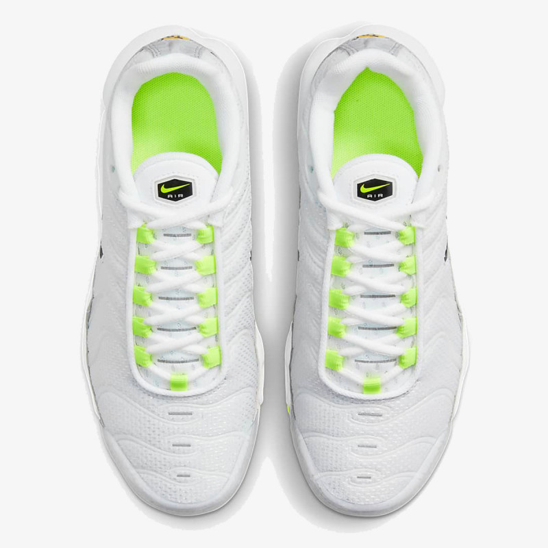 NIKE AIR MAX PLUS 