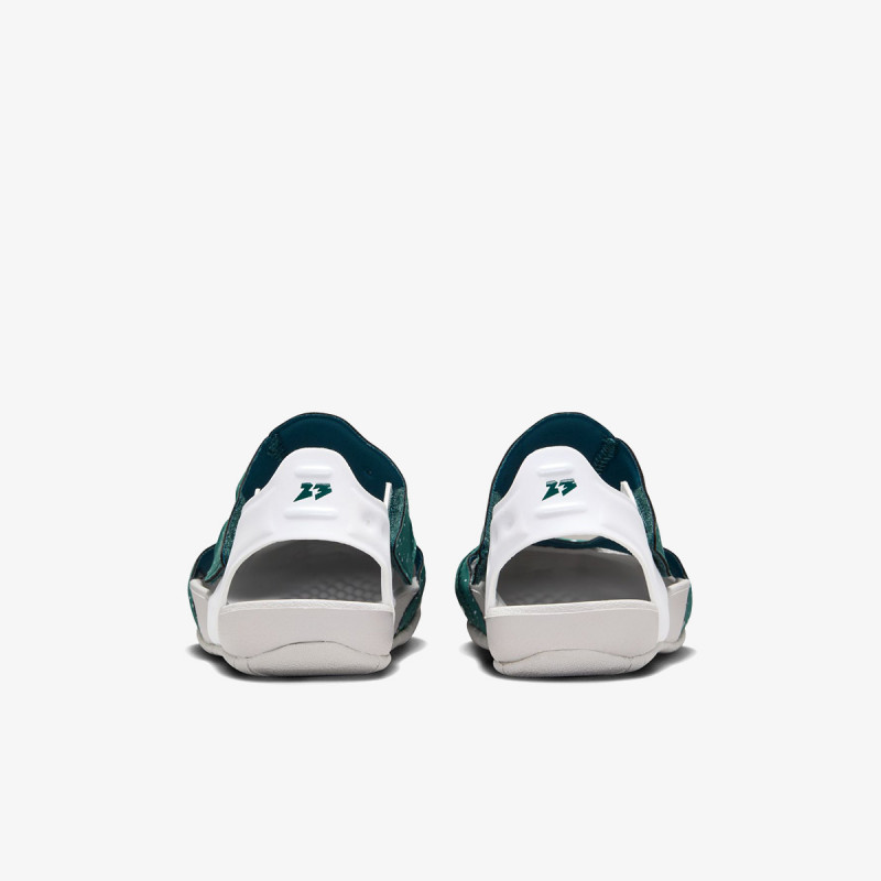 NIKE Jordan Flare 