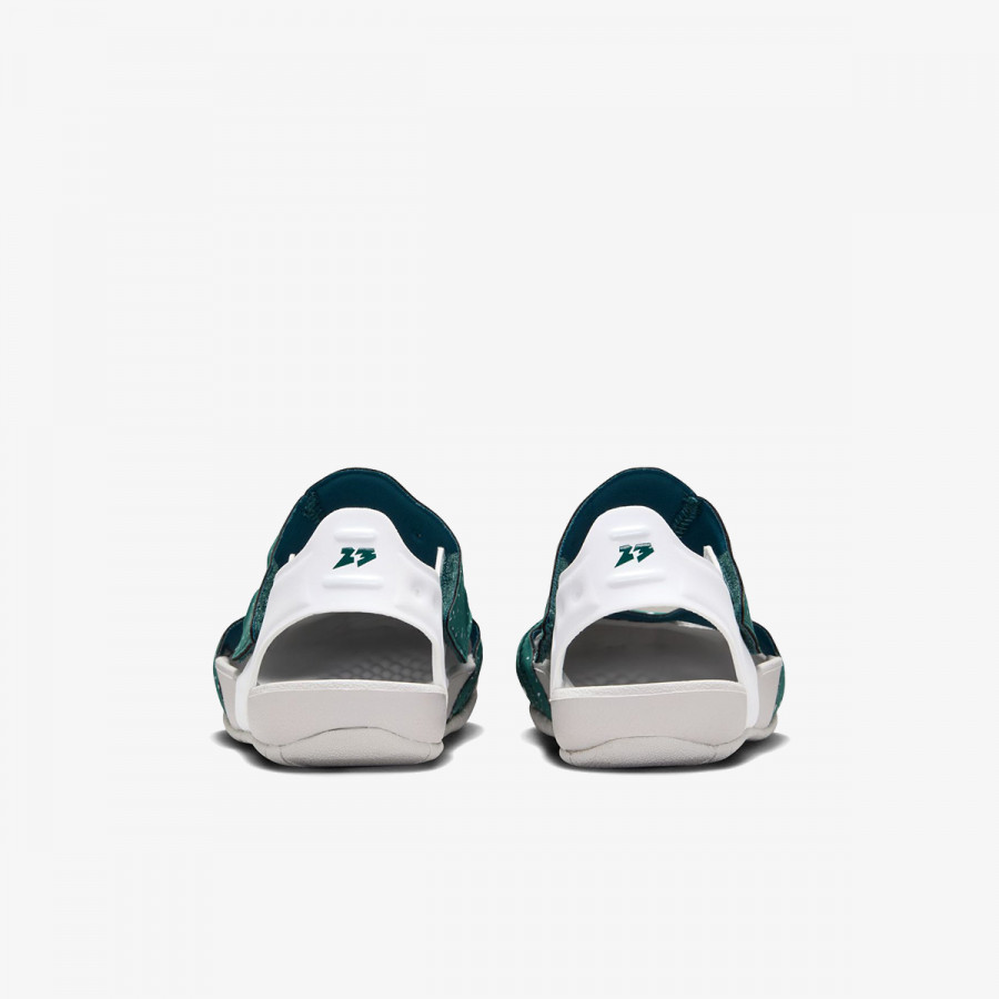 NIKE Jordan Flare 