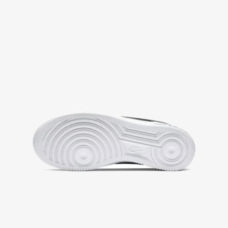 NIKE Air Force 1 LV8 3 