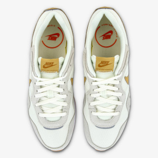 NIKE NIKE VENTURE RUNNER 