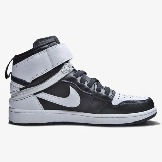 NIKE AIR JORDAN 1 HI FLYEASE 