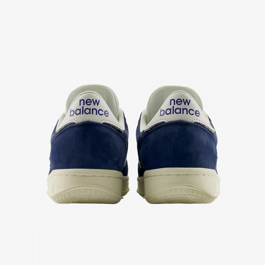 NEW BALANCE T500 