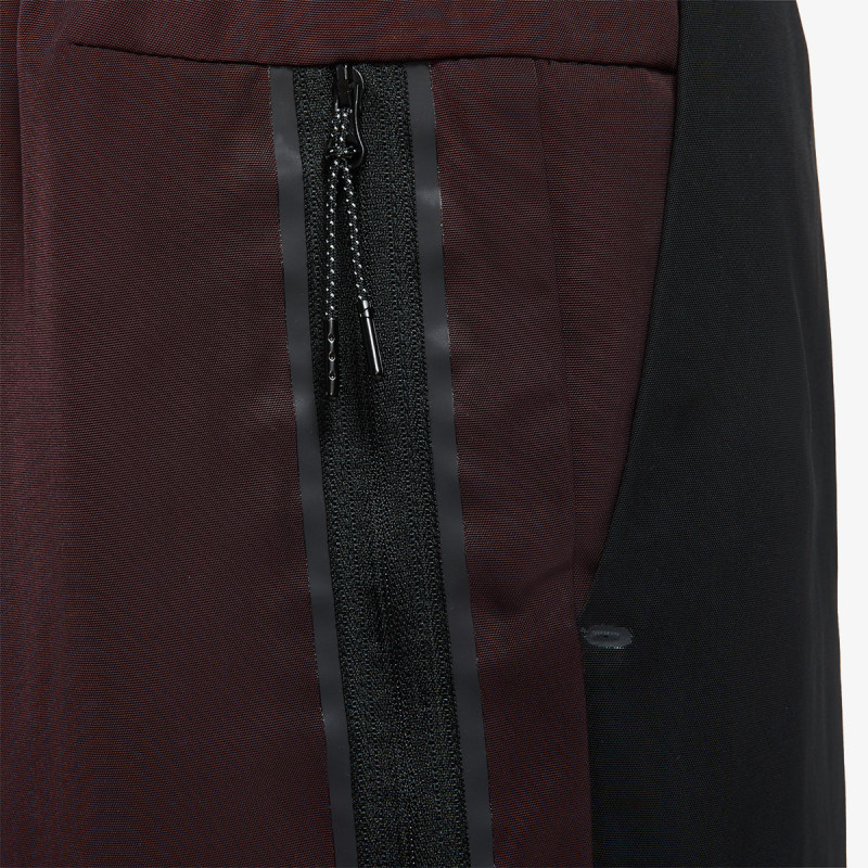 NIKE SPORTSWEAR TECH 