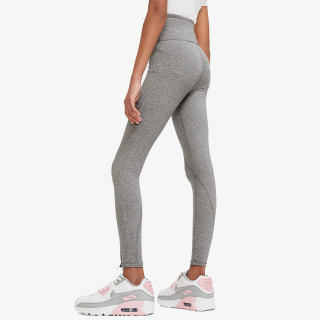 NIKE Sportswear Favorites 