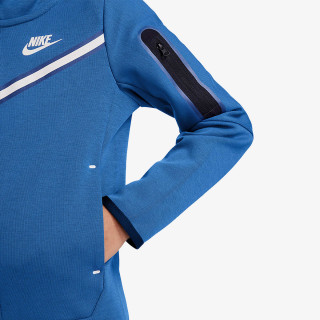 NIKE Sportswear Tech 