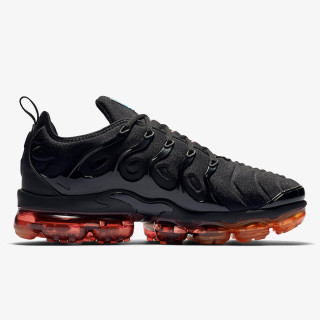 NIKE Air VaporMax Plus 