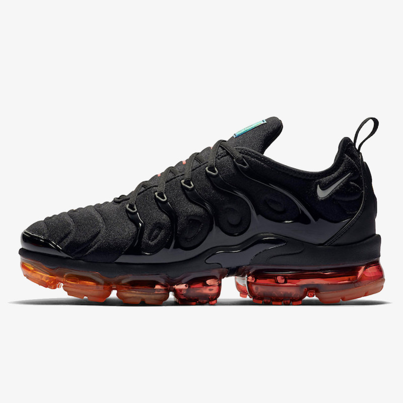 NIKE Air VaporMax Plus 
