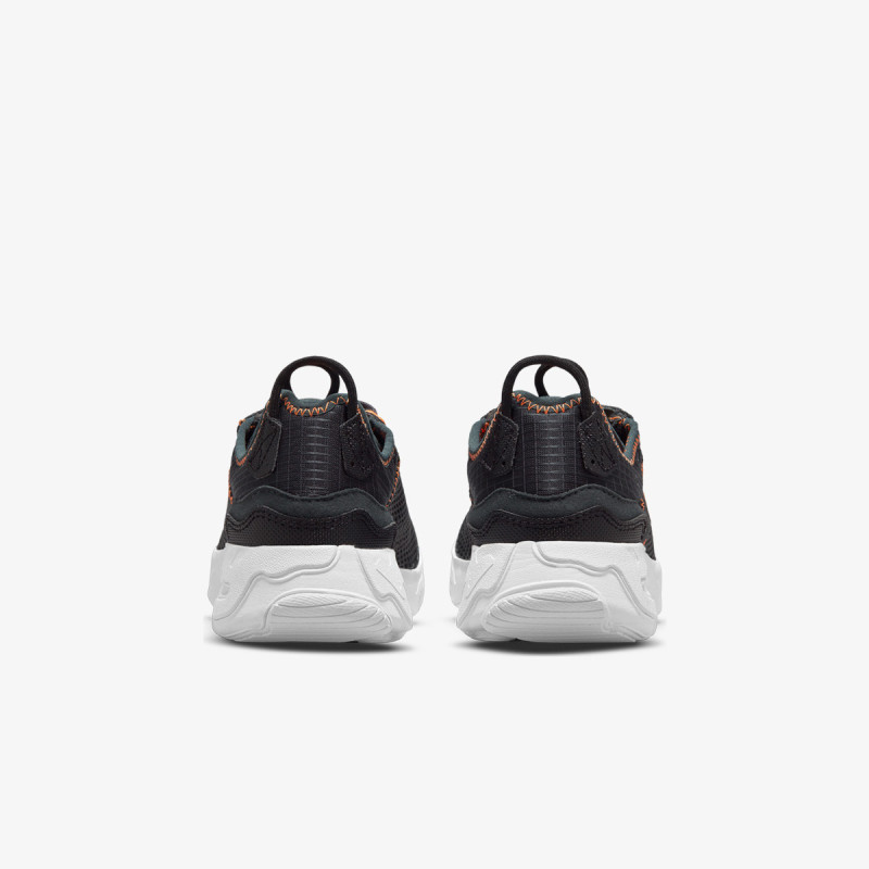 NIKE REACT LIVE 