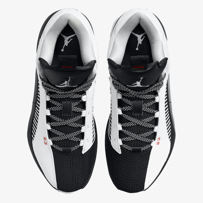 NIKE AIR JORDAN XXXV LOW 