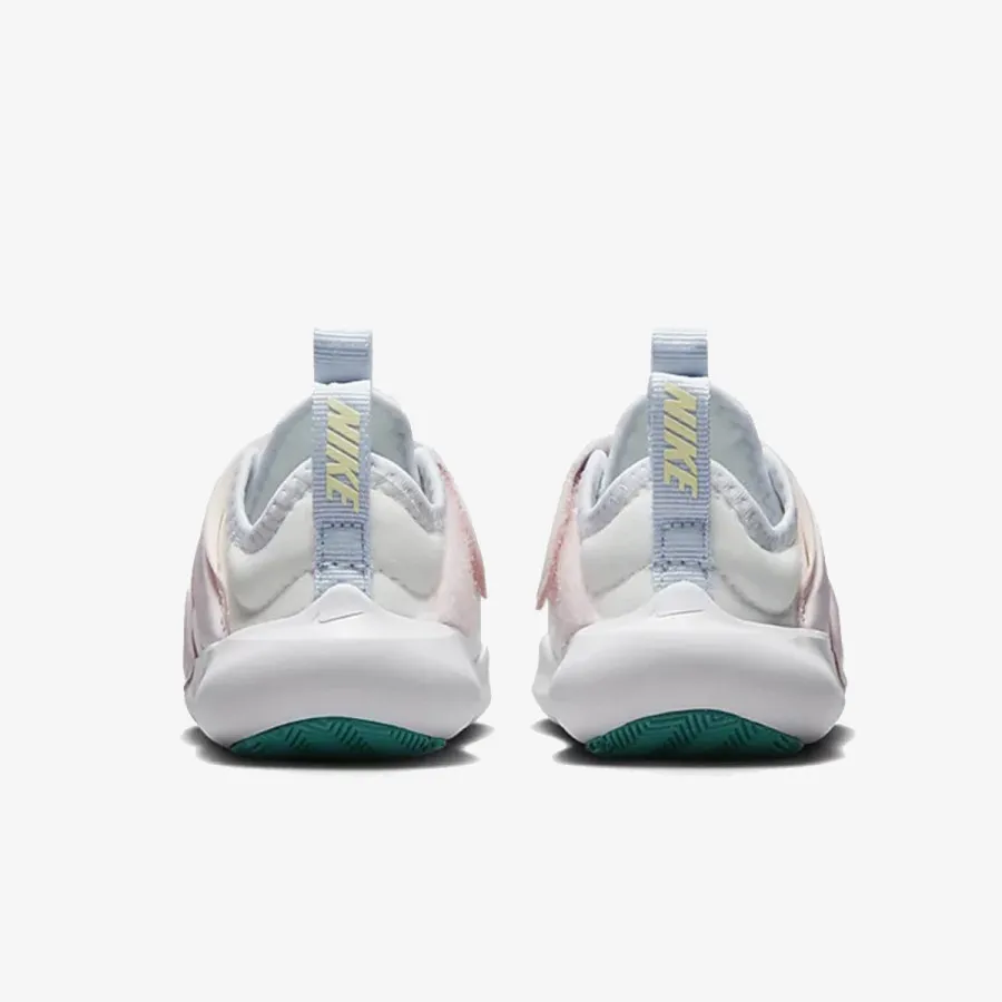 NIKE FLEX ADVANCE 
