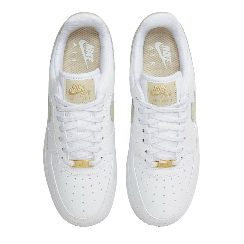 NIKE Air Force 1 '07 