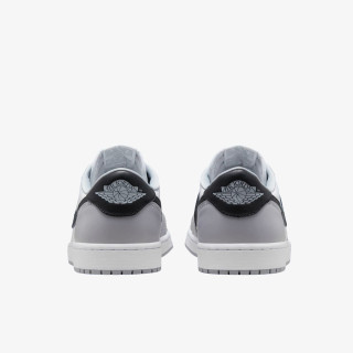 NIKE Air Jordan 1 Retro 