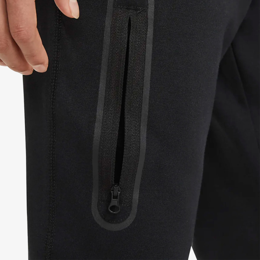 NIKE Sportswear Tech Fleece 