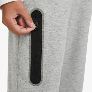 NIKE Sportswear Tech Fleece 