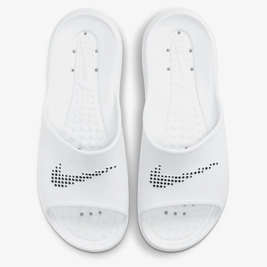 NIKE VICTORI ONE 