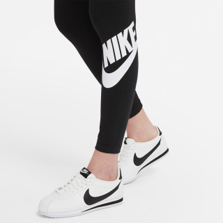 NIKE Sportswear Essential 