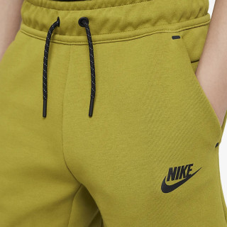 NIKE Sportswear Tech 