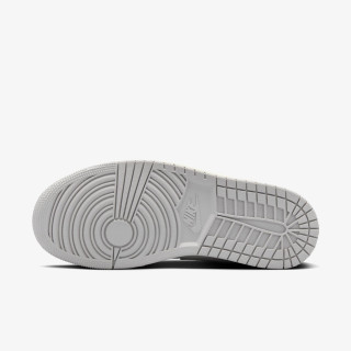 NIKE WMNS AIR JORDAN 1 LOW 