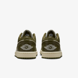 NIKE WMNS AIR JORDAN 1 LOW 