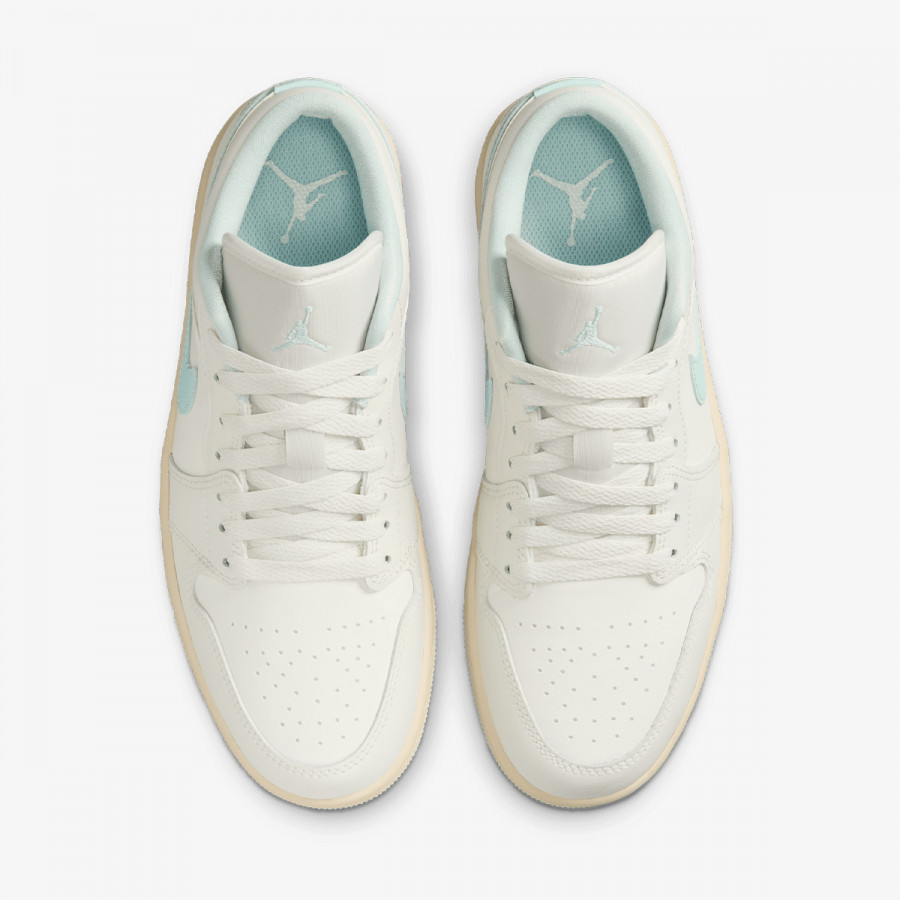 NIKE WMNS AIR JORDAN 1 LOW 