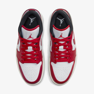 NIKE Air Jordan 1 