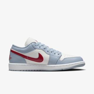 NIKE WMNS AIR JORDAN 1 LOW 