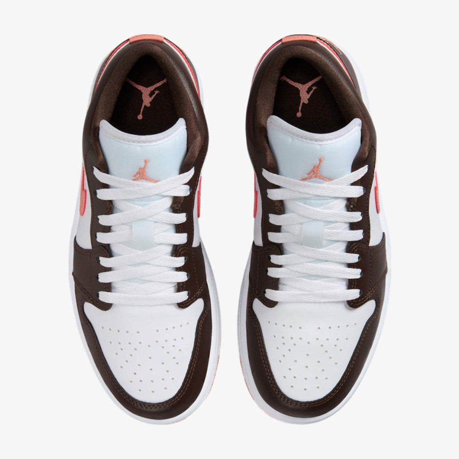 NIKE WMNS AIR JORDAN 1 LOW 