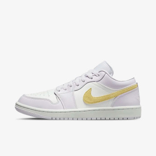 NIKE WMNS AIR JORDAN 1 LOW 