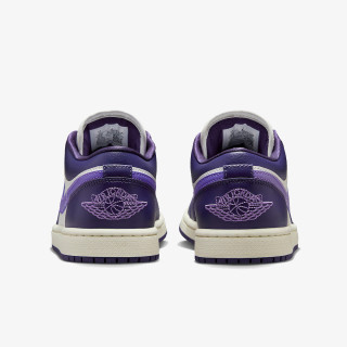 NIKE WMNS AIR JORDAN 1 LOW 