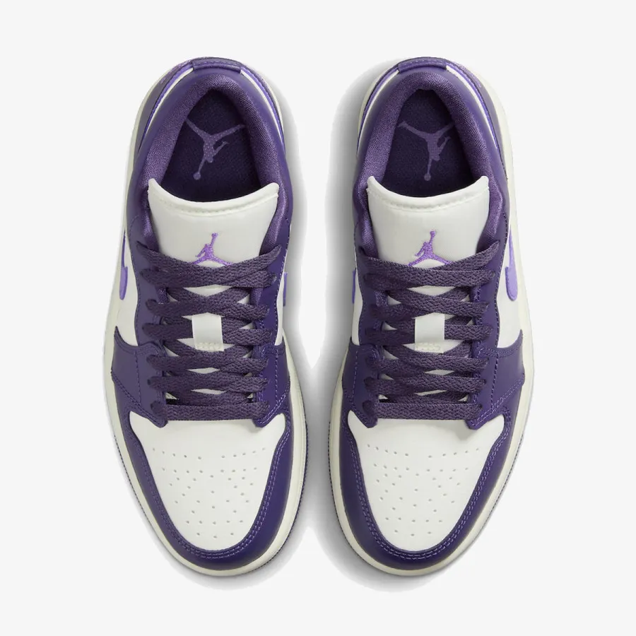 NIKE WMNS AIR JORDAN 1 LOW 
