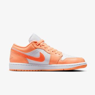 NIKE WMNS AIR JORDAN 1 LOW 