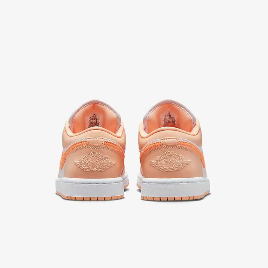 NIKE WMNS AIR JORDAN 1 LOW 