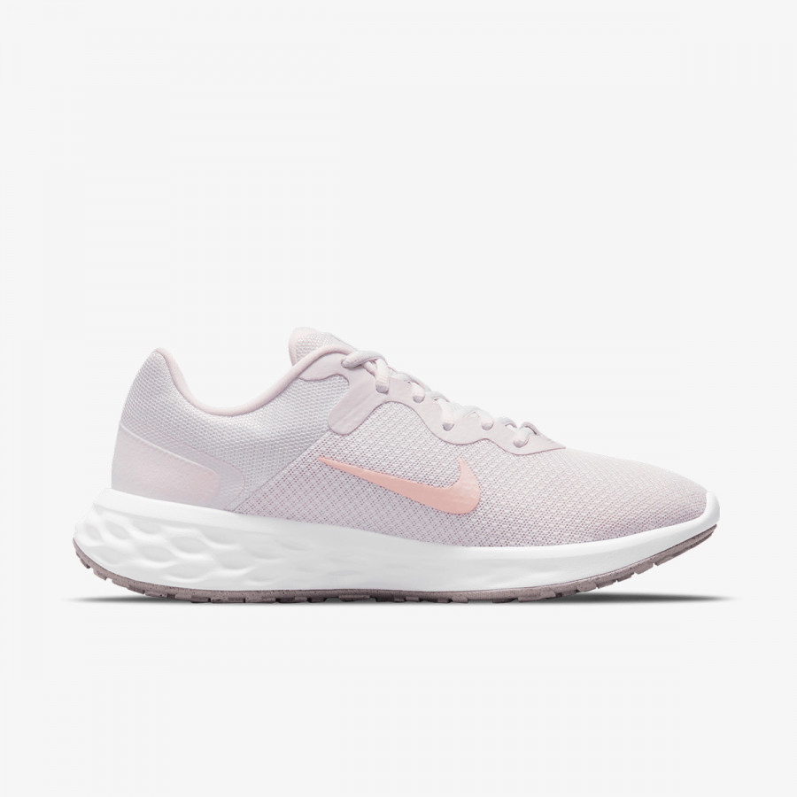 NIKE Revolution 6 Next Nature 