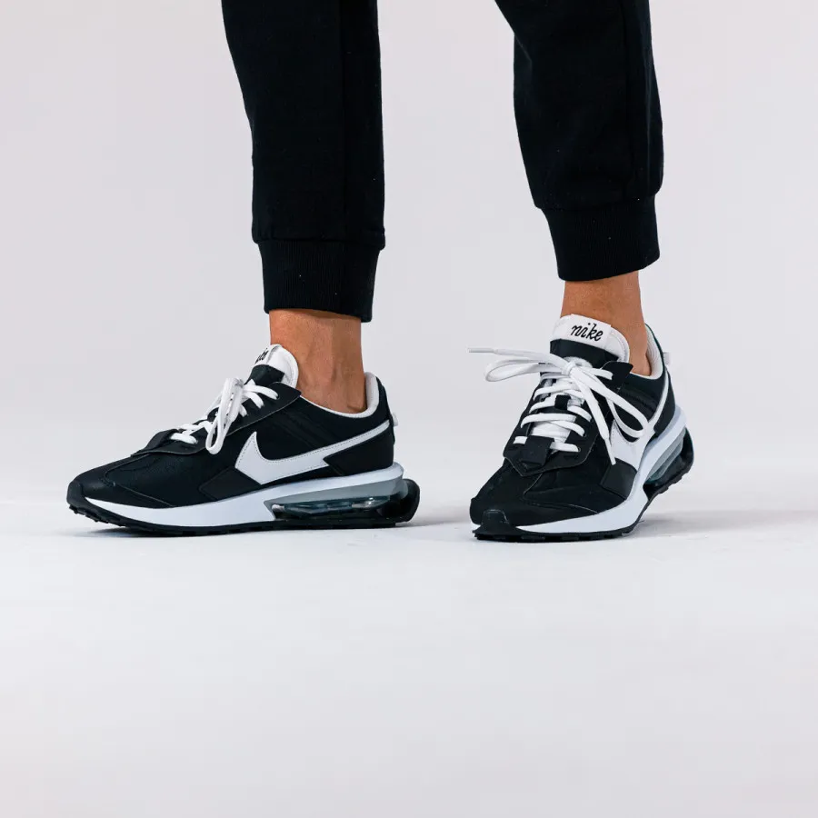 NIKE Air Max Pre-Day 
