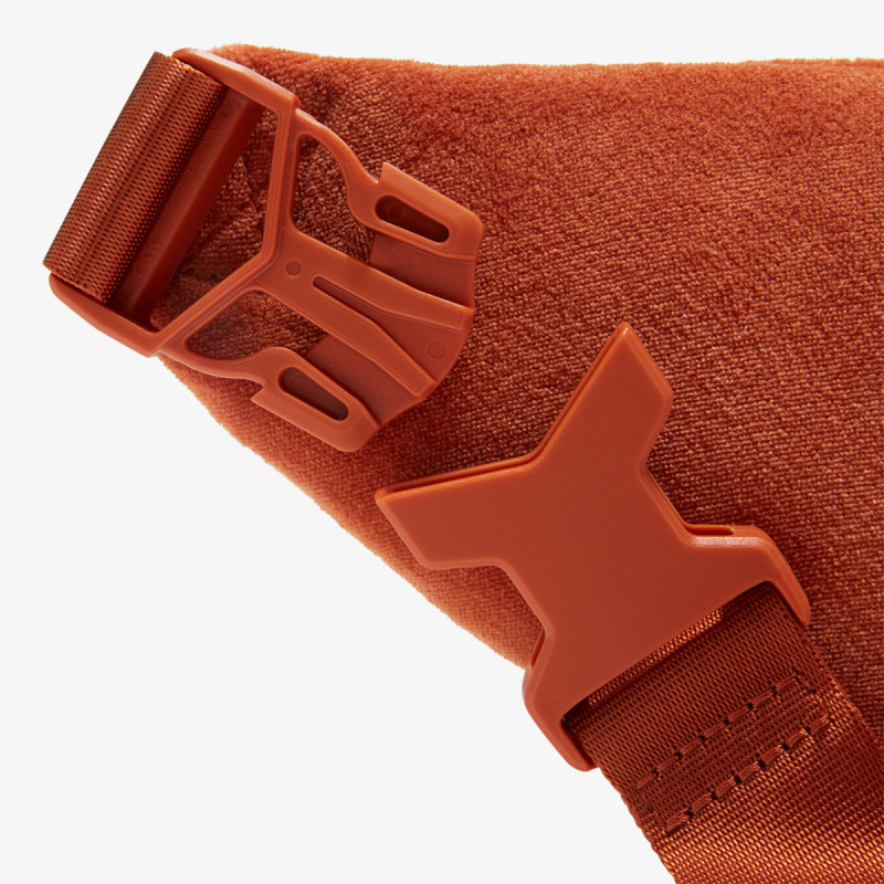 NIKE NK HRTG WAIST PACK SM WNT VL 