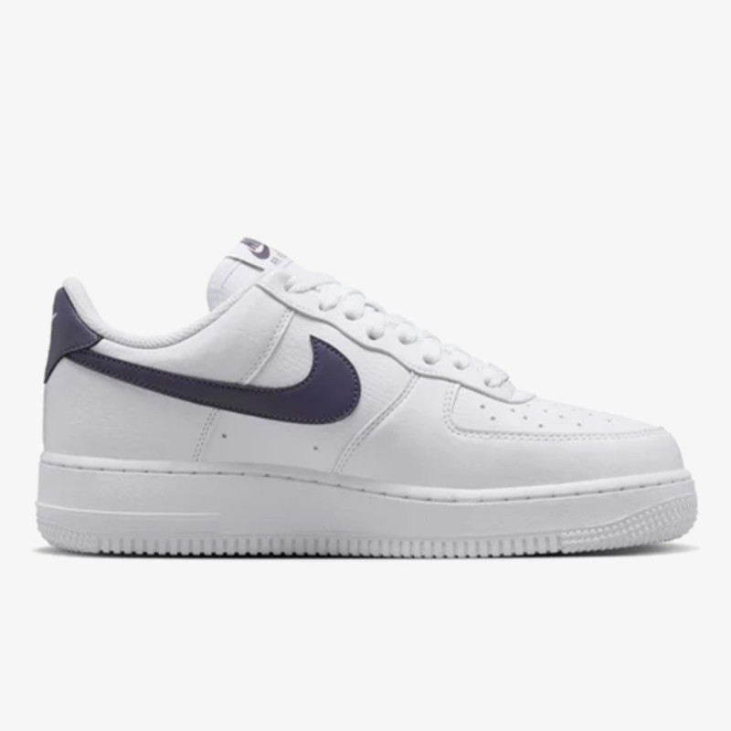 NIKE Air Force 1 '07 