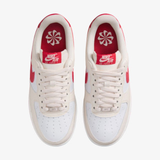 NIKE Air Force 1 '07 