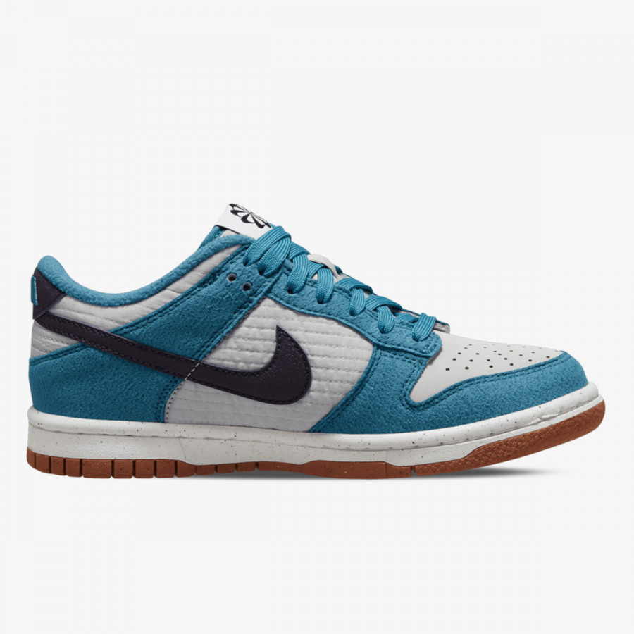 NIKE DUNK LOW SE NN BG 