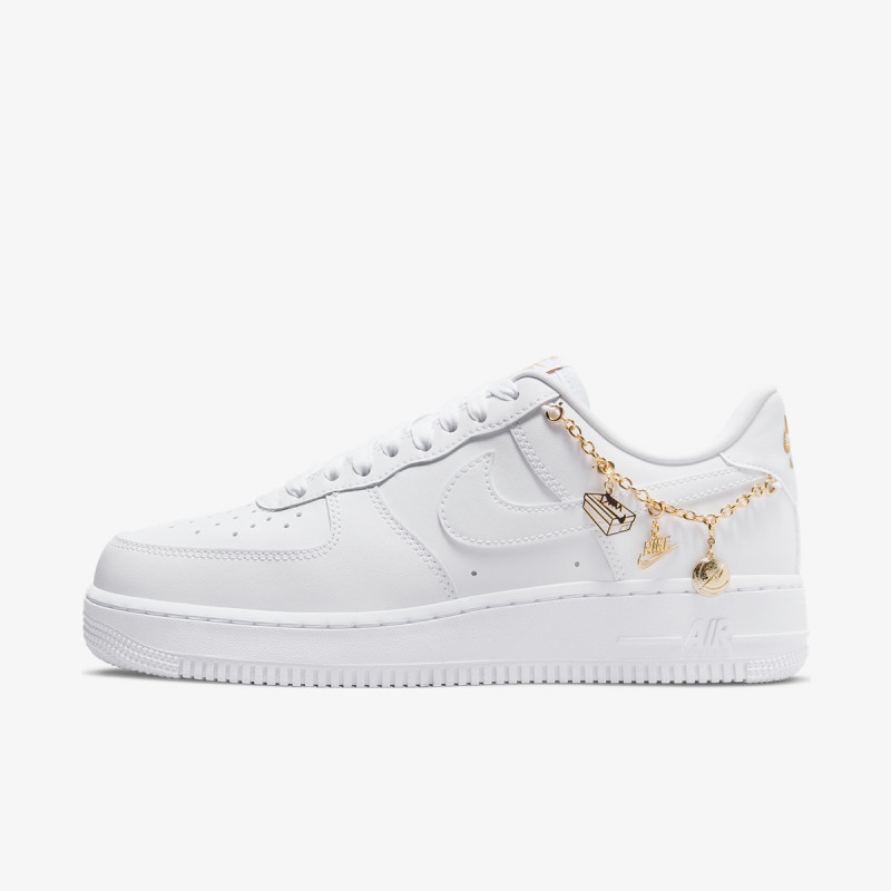 NIKE Air Force 1 ’07 LX 