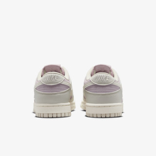 NIKE Dunk Low Next Nature 