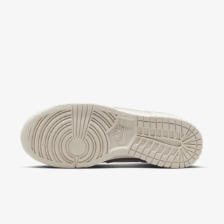 NIKE Dunk Low Next Nature 