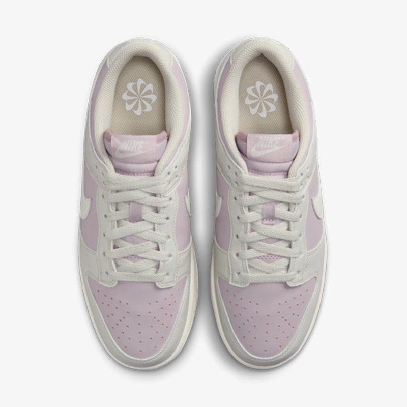 NIKE Dunk Low Next Nature 
