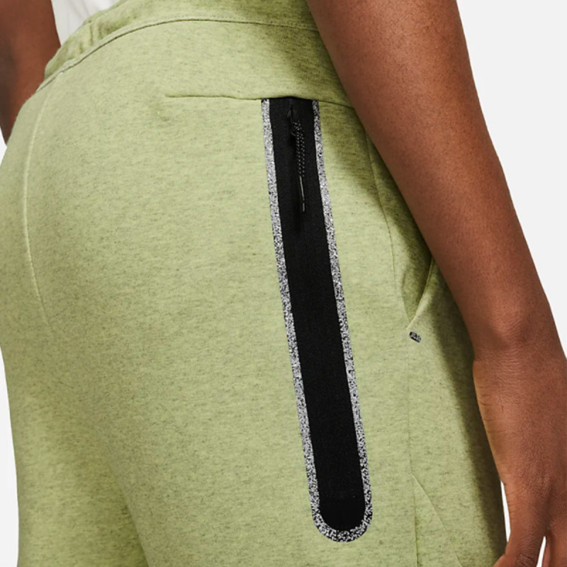 NIKE Sportswear Tech Fleece 