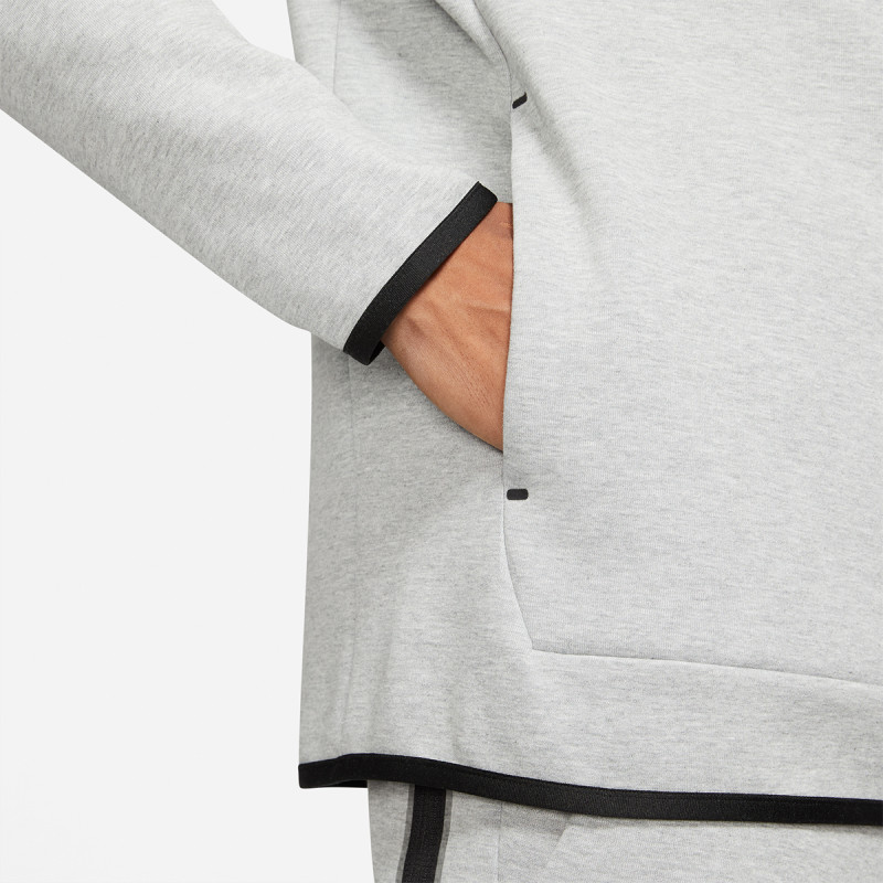 NIKE Sportswear Tech Fleece 